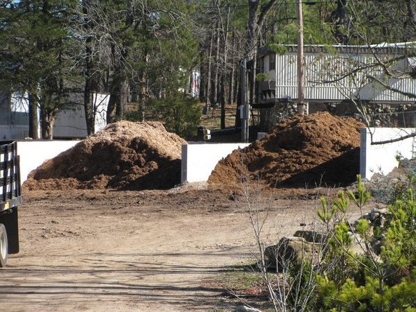 Super Dirt & Mulch